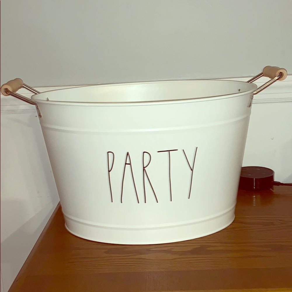 Rae Dunn bucket